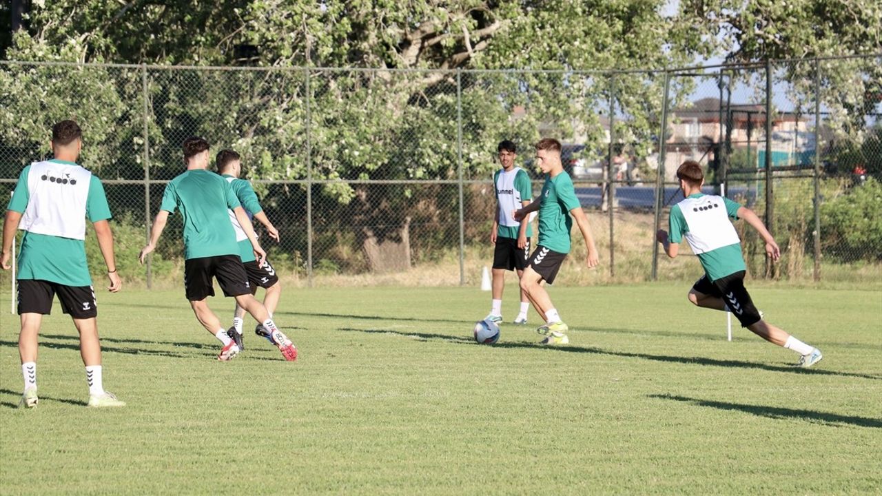 Sakaryaspor, Yeni Sezon Hazırlıklarına Devam Ediyor