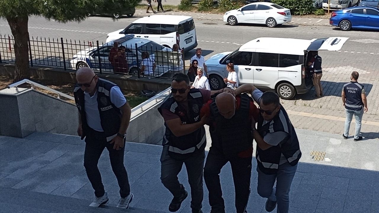 Samsun'da Akrabasını Öldüren Zanlı Tutuklandı