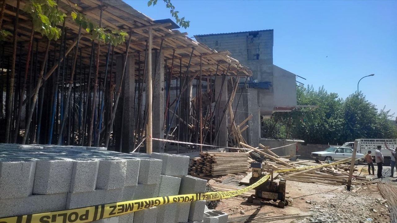 Şanlıurfa'da İnşaat Çökmesi: 7 İşçi Yaralandı