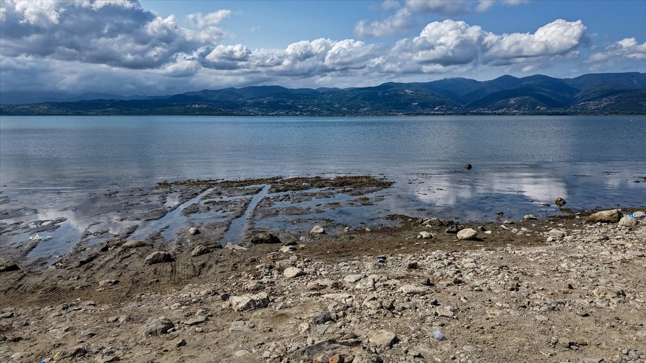 Sapanca Gölü'nde Son İki Yılda 60 Milyon Metreküp Su Kaybı Yaşandı