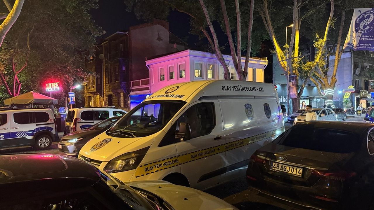 Sarıyer'de Yeniköy İskelesi Önünde Ceset Bulundu