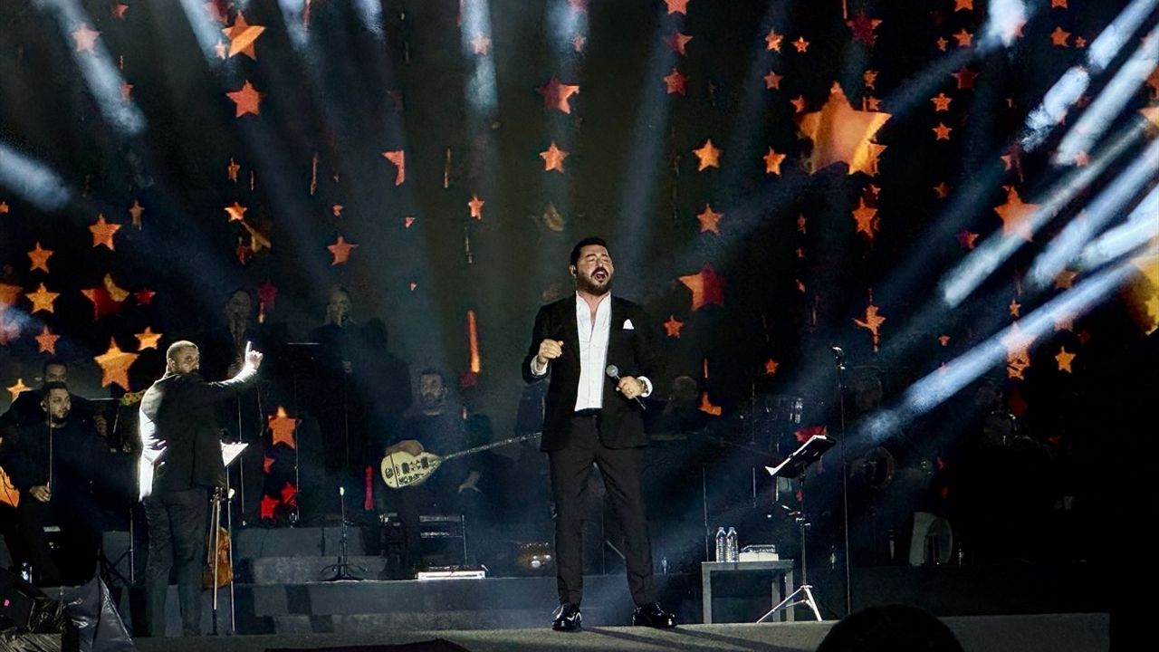 Serkan Kaya, Trabzon Kültür Yolu Festivali'nde Büyüledi