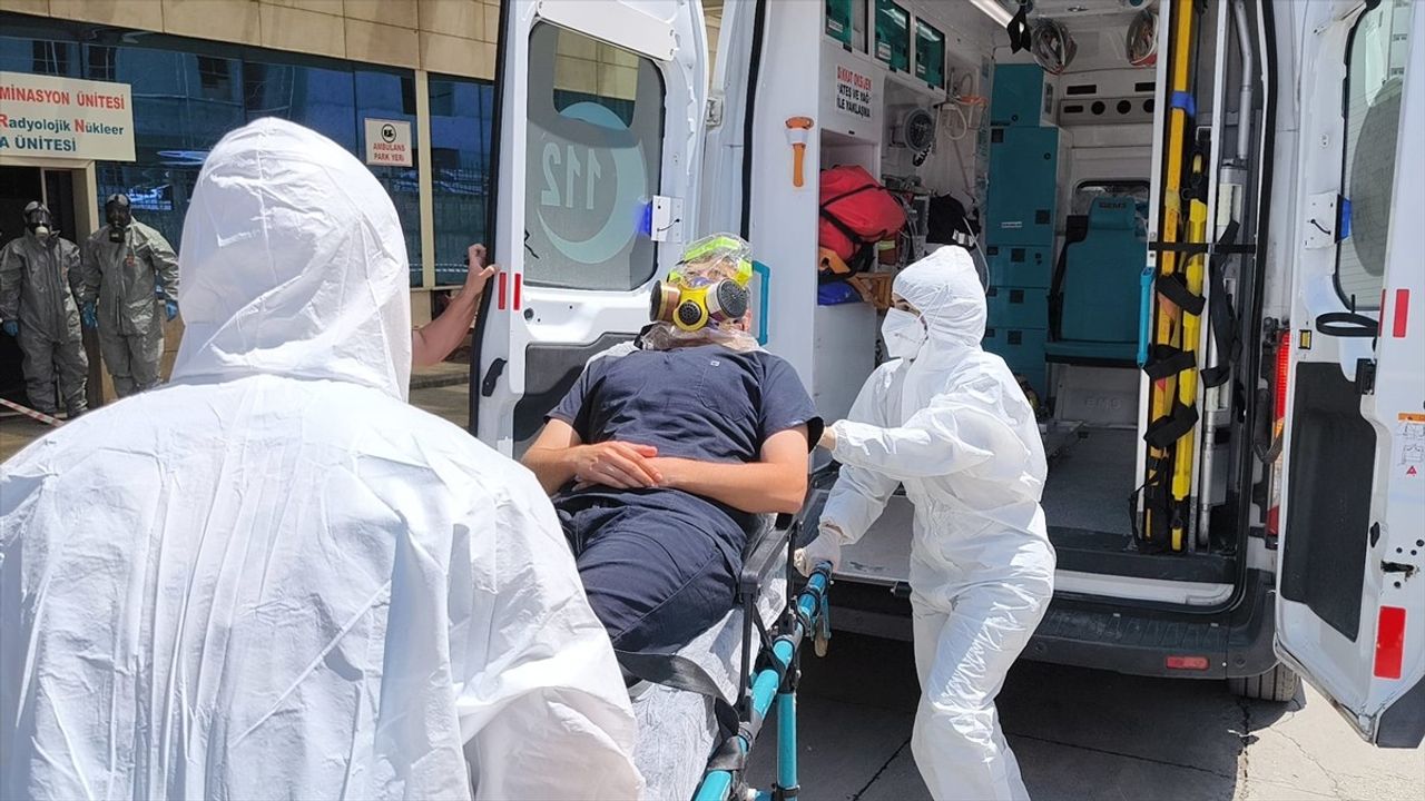 Siirt Eğitim ve Araştırma Hastanesi'nde KBRN Tatbikatı Gerçekleştirildi