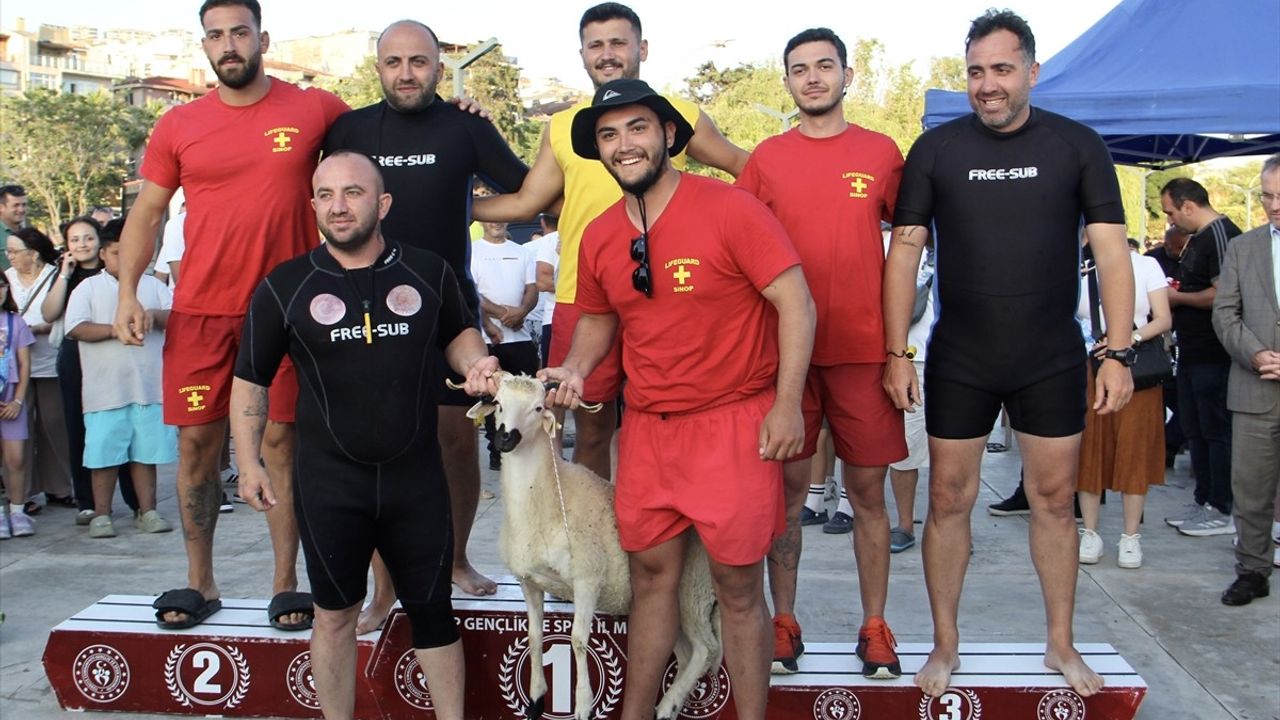 Sinop'ta Kabotaj Bayramı'nda Koç ve Altın İçin Yarışmalar Düzenlendi