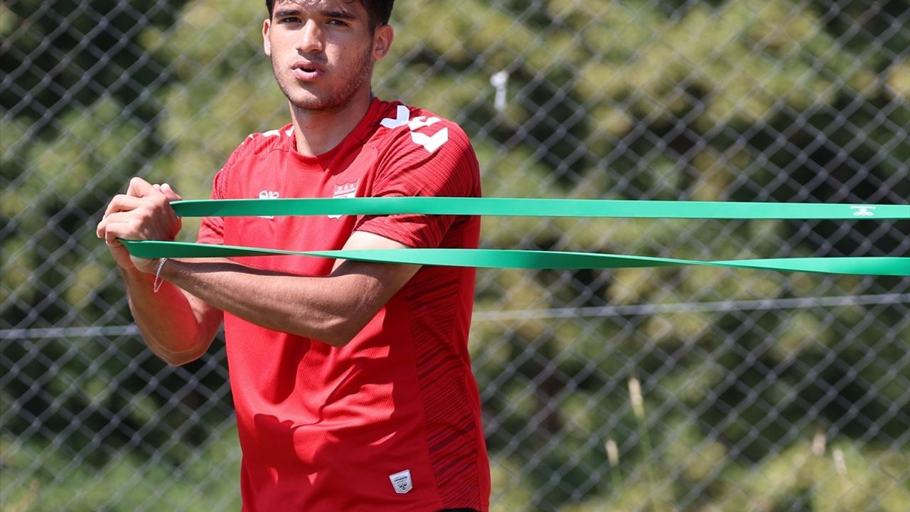 Sivasspor'un Bolu Kampı: Antrenmanlar Devam Ediyor