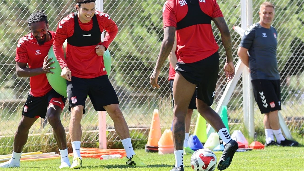 Sivasspor, Yeni Sezon Hazırlıklarına Devam Ediyor