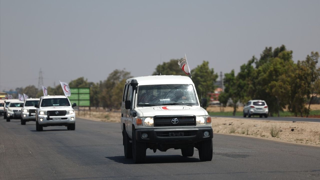 Suriye Kızılay'ı Süveyda'ya 30 Tır İnsani Yardım Gönderdi