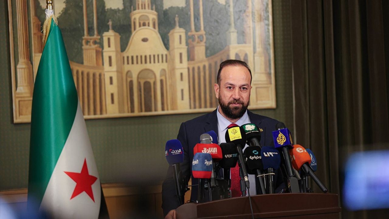 Suudi Arabistan, Suriye'ye 6 Milyar Dolar Değerinde Yatırım Anlaşmaları İmzaladı