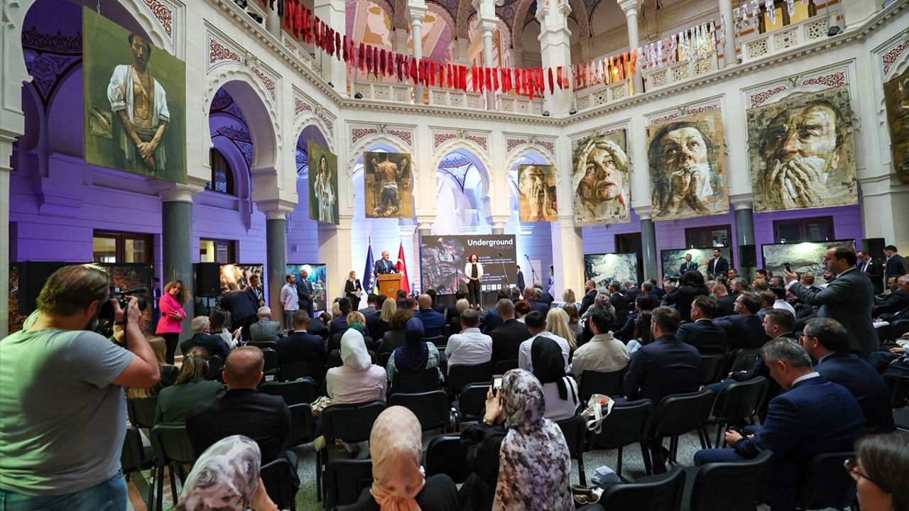TBMM Başkanı Kurtulmuş, Bosna Hersek'te 'Yer Altında' Sergisinin Açılışında Konuştu
