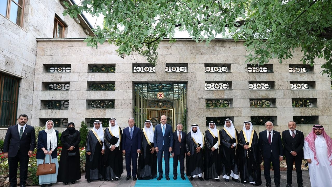 TBMM Başkanı Numan Kurtulmuş, Suudi Arabistan-Türkiye Parlamentolar Arası Dostluk Grubu Başkanı Al-Gannas'ı Kabul Etti