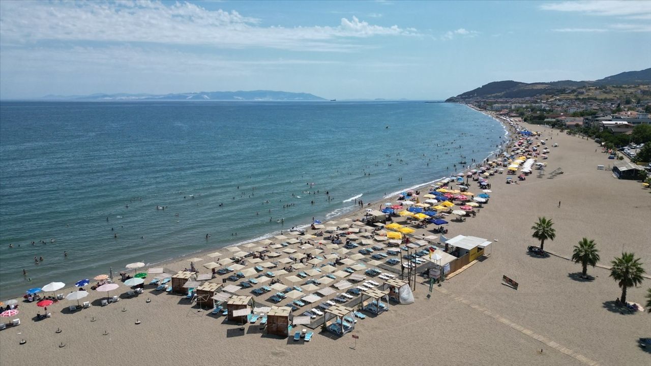 Tekirdağ'da Sıcak Hava, Sahilleri Dolu Dolu Geçiriyor
