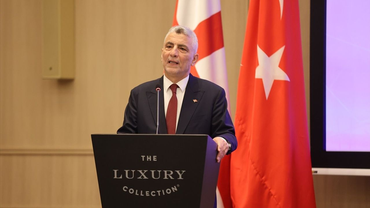 Ticaret Bakanı Bolat, Tiflis'te Türkiye-Gürcistan İş Forumu'nu Açtı
