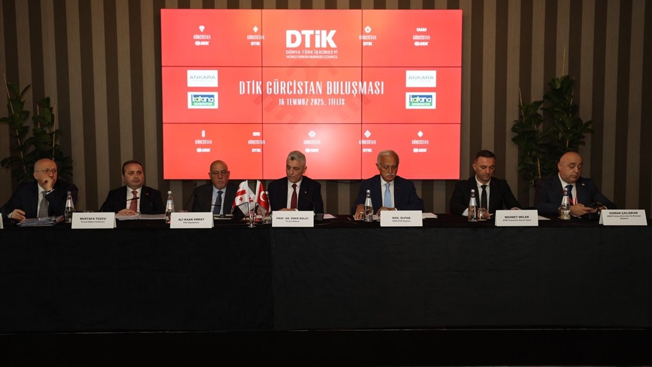 Ticaret Bakanı Ömer Bolat, Gürcistan'da Ekonomi ve Ticaret Temaslarını Sürdürüyor