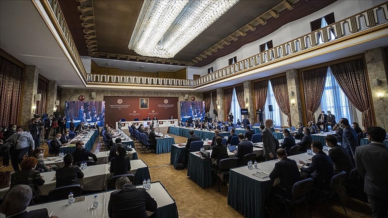 TOrba Yasa TBMM Plan ve Bütçe Komisyonunda: Çalışan herkesi ilgilendiriyor
