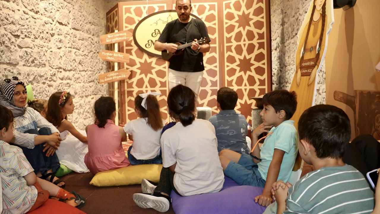 Trabzon'da Çocuklar Anadolu Masallarıyla Buluştu