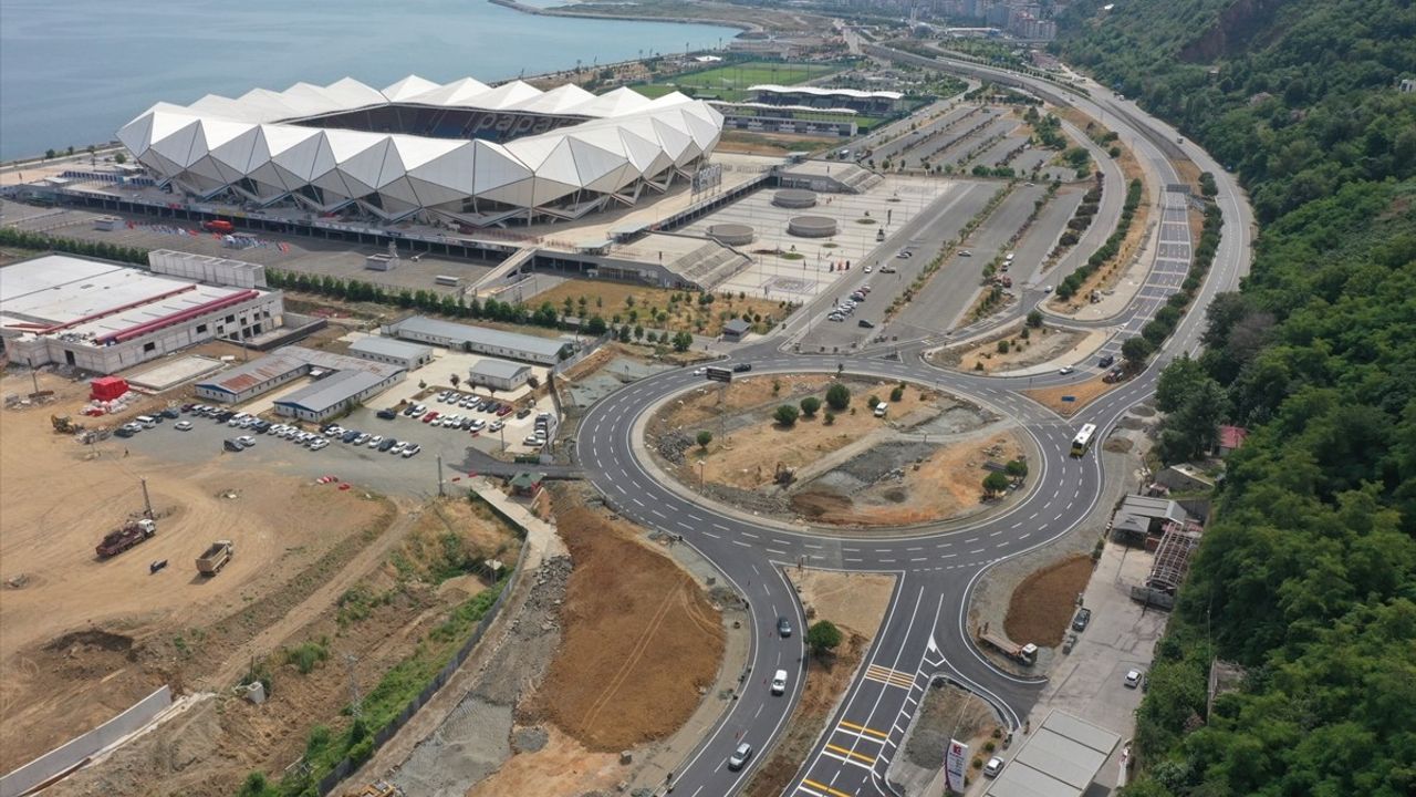 Trabzon Şehir Hastanesi Kavşağı 11 Temmuz'da Trafiğe Açıldı