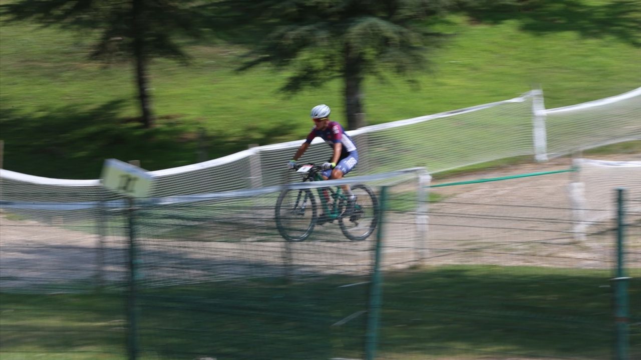 Tuncer Salihoğlu Dağ Bisikleti Türkiye Şampiyonası Sakarya'da Devam Ediyor