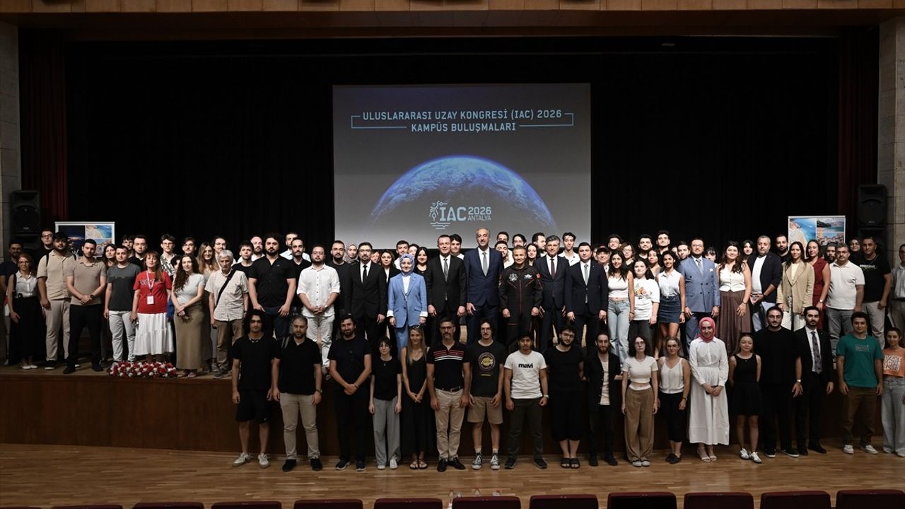 Türkiye, 2026'da Düzenlenecek Uluslararası Uzay Kongresi İçin Hazırlıklara Başladı