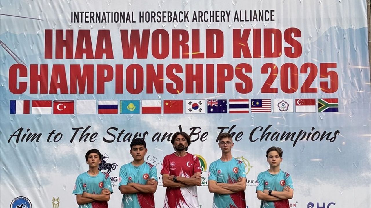 Türkiye Geleneksel Atlı Okçuluk Yıldız Milli Takımı, Endonezya'da 2. Oldu