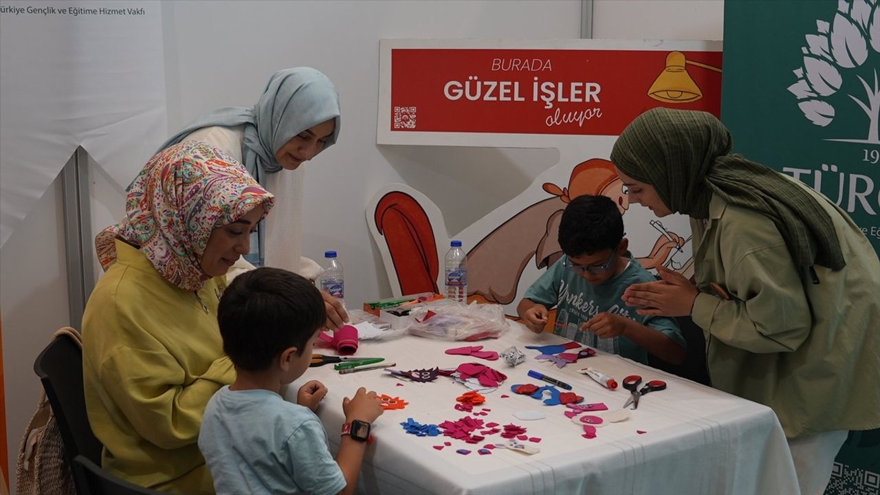 Uluslararası Aile Fuarı'nda TÜRGEV'in Projeleri İlgi Topladı