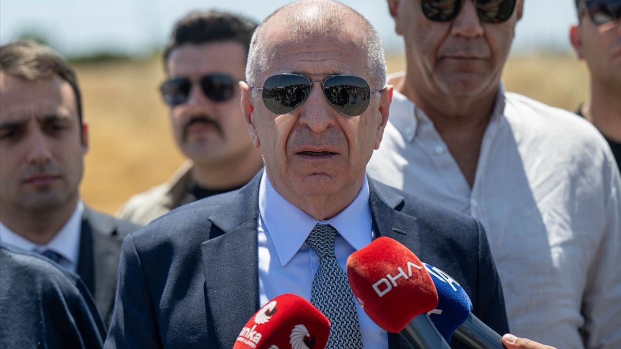 Ümit Özdağ, Marmara Cezaevi'nde Tutukluları Ziyaret Etti