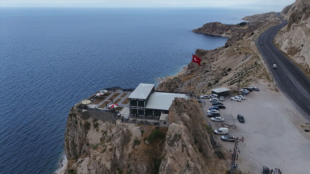 Van Gölü'nde Dalış Eğitimi: 50 Kişi Eğitim Alıyor