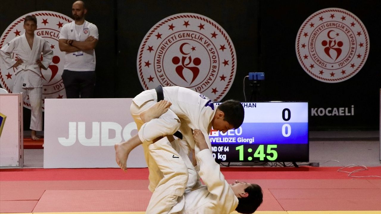 Yıldızlar Avrupa Judo Kupası'nda İlk Gün Müsabakaları Sonuçlandı