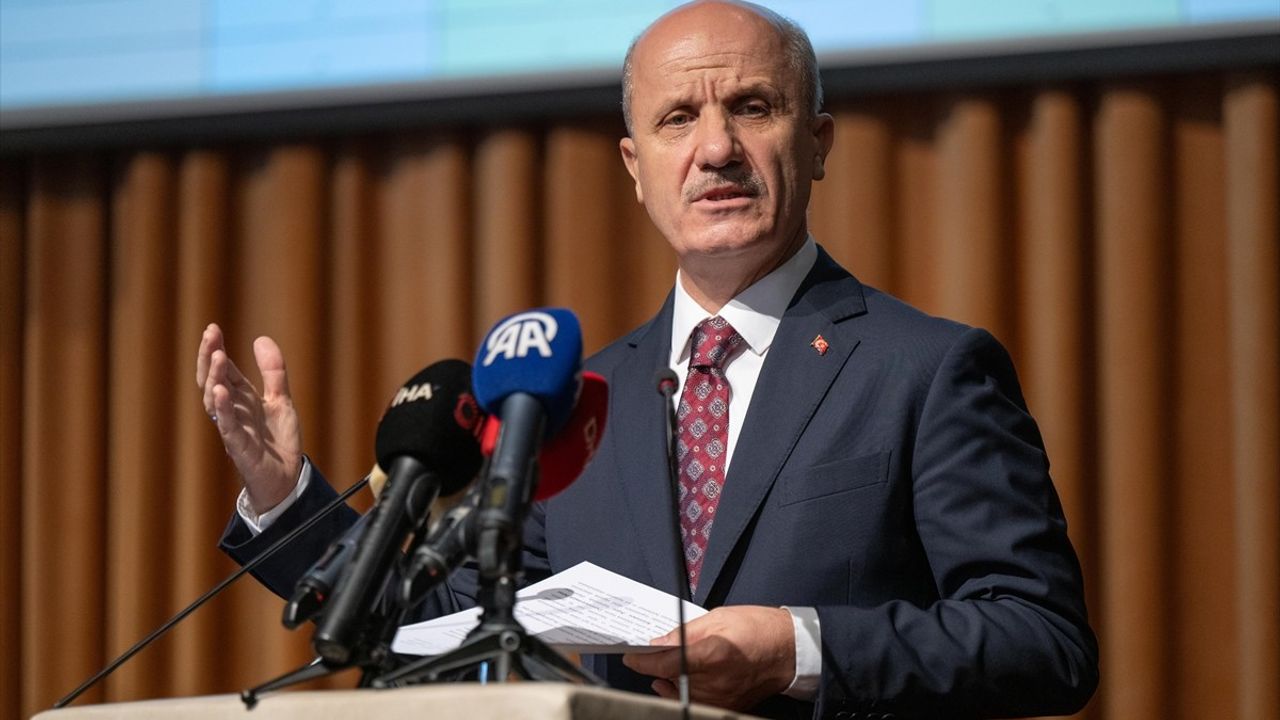 YÖK Başkanı Özvar, Araştırma Üniversiteleri Destek Programı Toplantısında Gelecek Vizyonunu Açıkladı