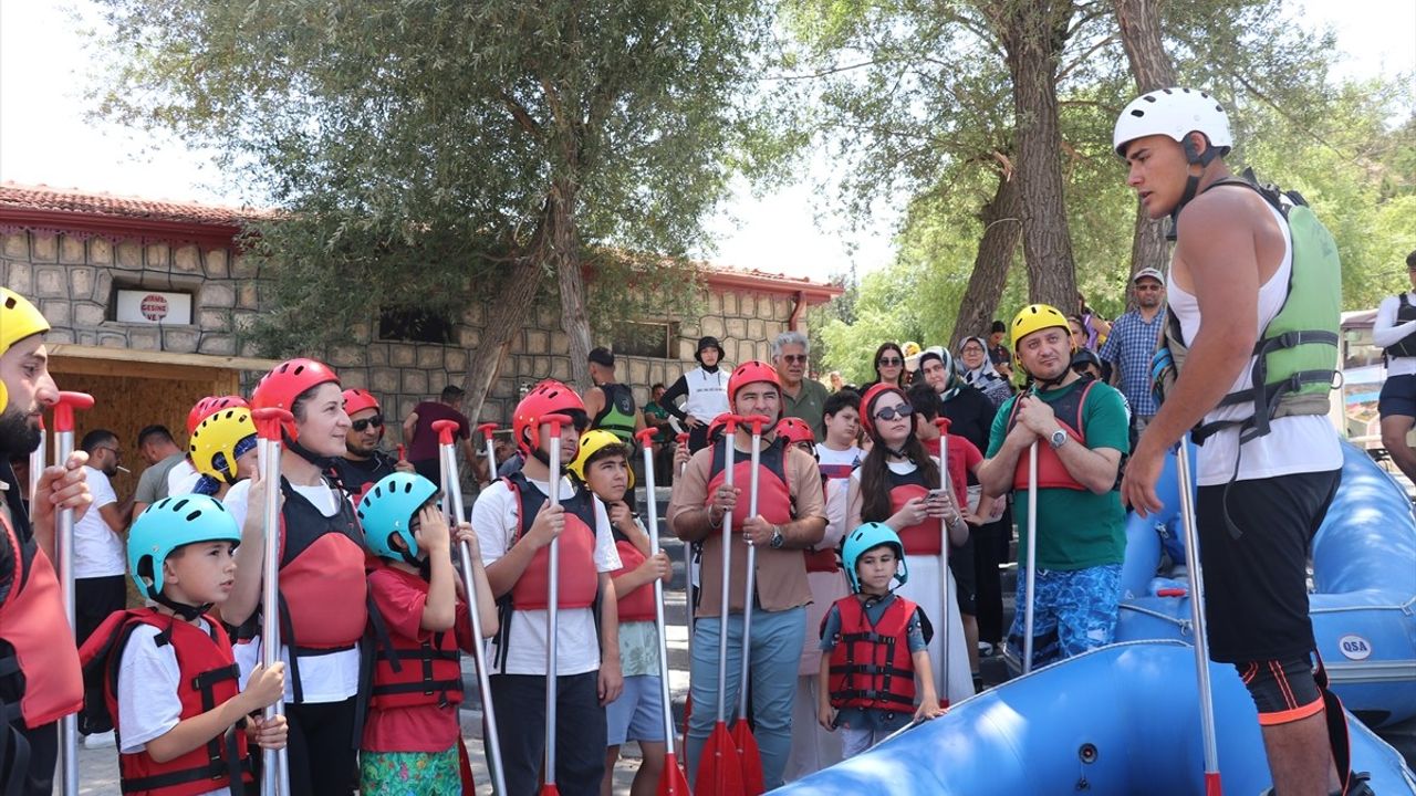 Yozgat'ın Çekerek Rafting Parkuru Doğaseverlere Macera Sunuyor