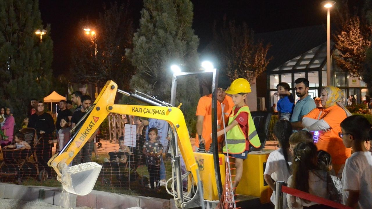 10. Konya Bilim Festivali açıldı — 200'ün üzerinde etkinlik ve 250 dron gösterisi