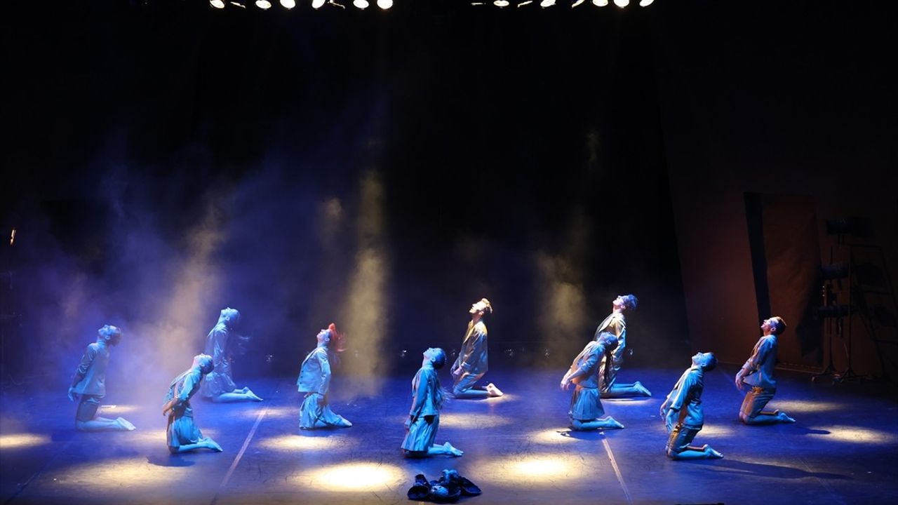 22. Uluslararası Bodrum Bale Festivali 'Elektronika' ile sona erdi; 14 bin 800 izleyiciyle rekor yıl