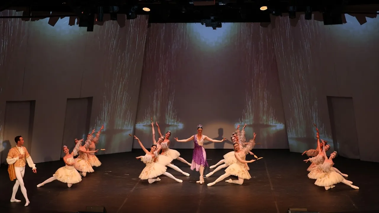 22. Uluslararası Bodrum Bale Festivali 'Uyuyan Güzel' ile Devam Ediyor