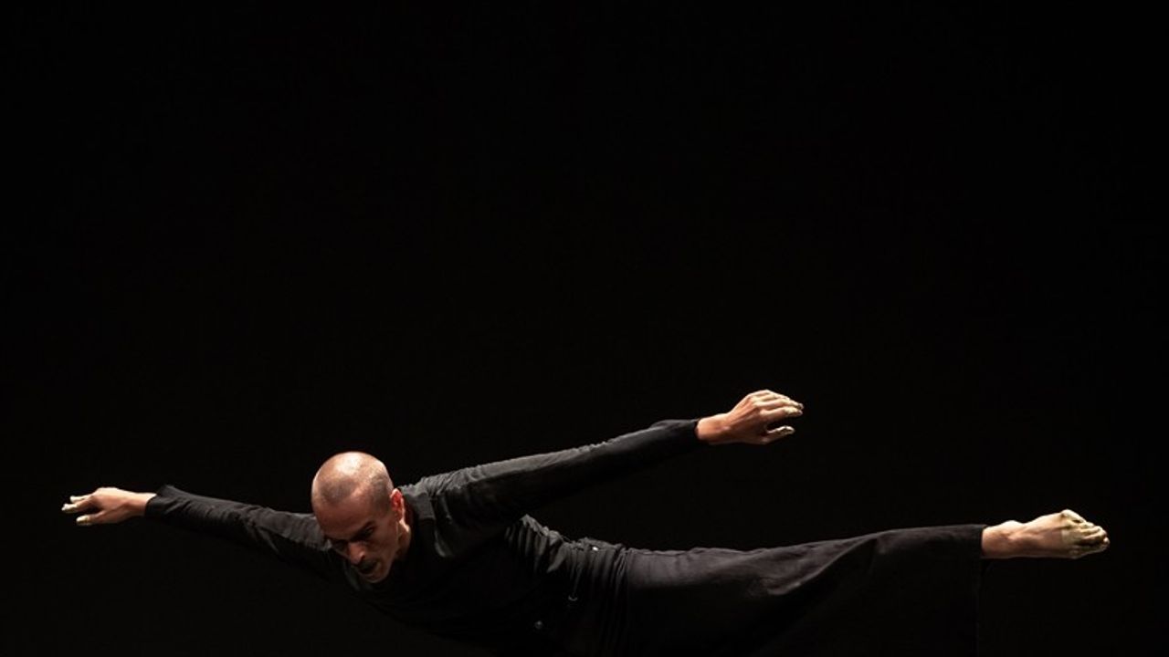 8. Uluslararası Solo Çağdaş Dans Festivali CerModern Açık Hava Sahnesi'nde sona erdi