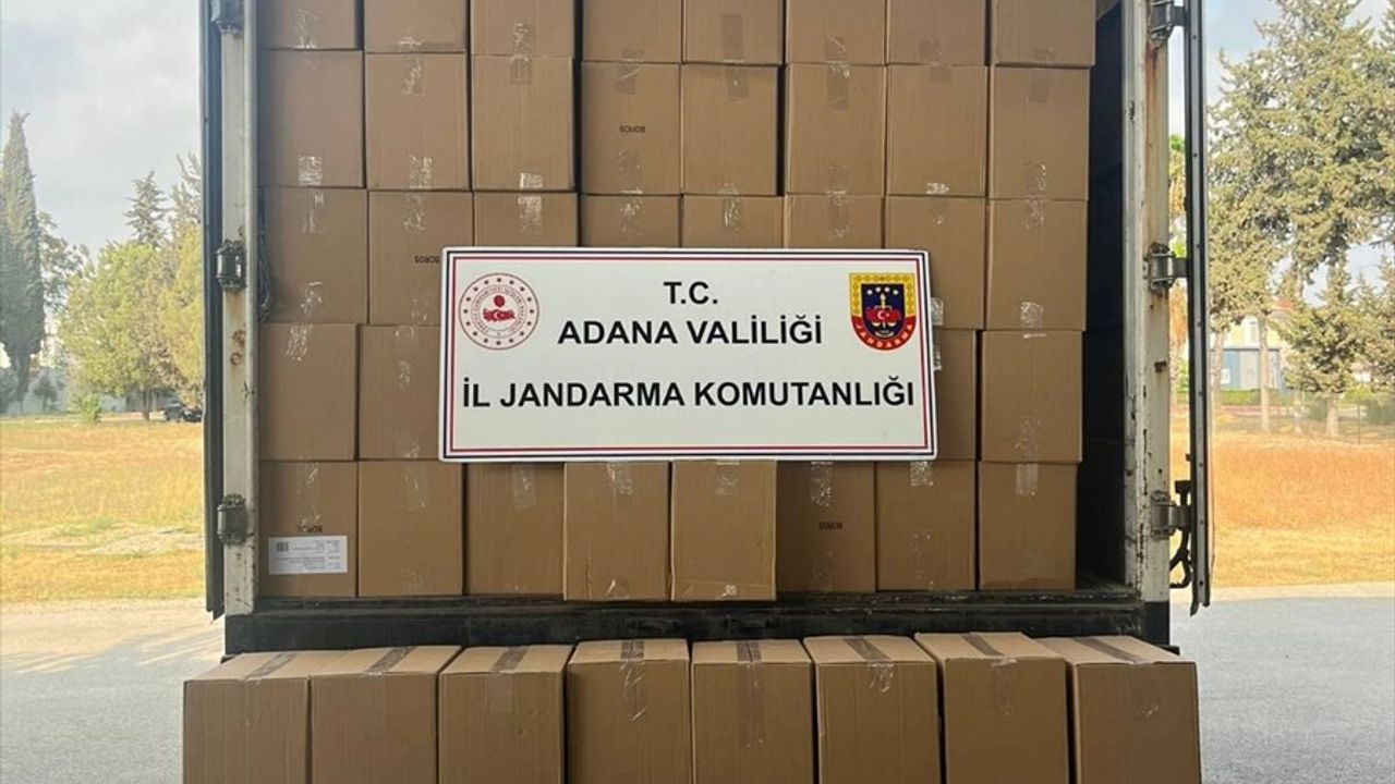 Adana'da 4 Milyon 650 Bin Kaçak Makaron Ele Geçirildi