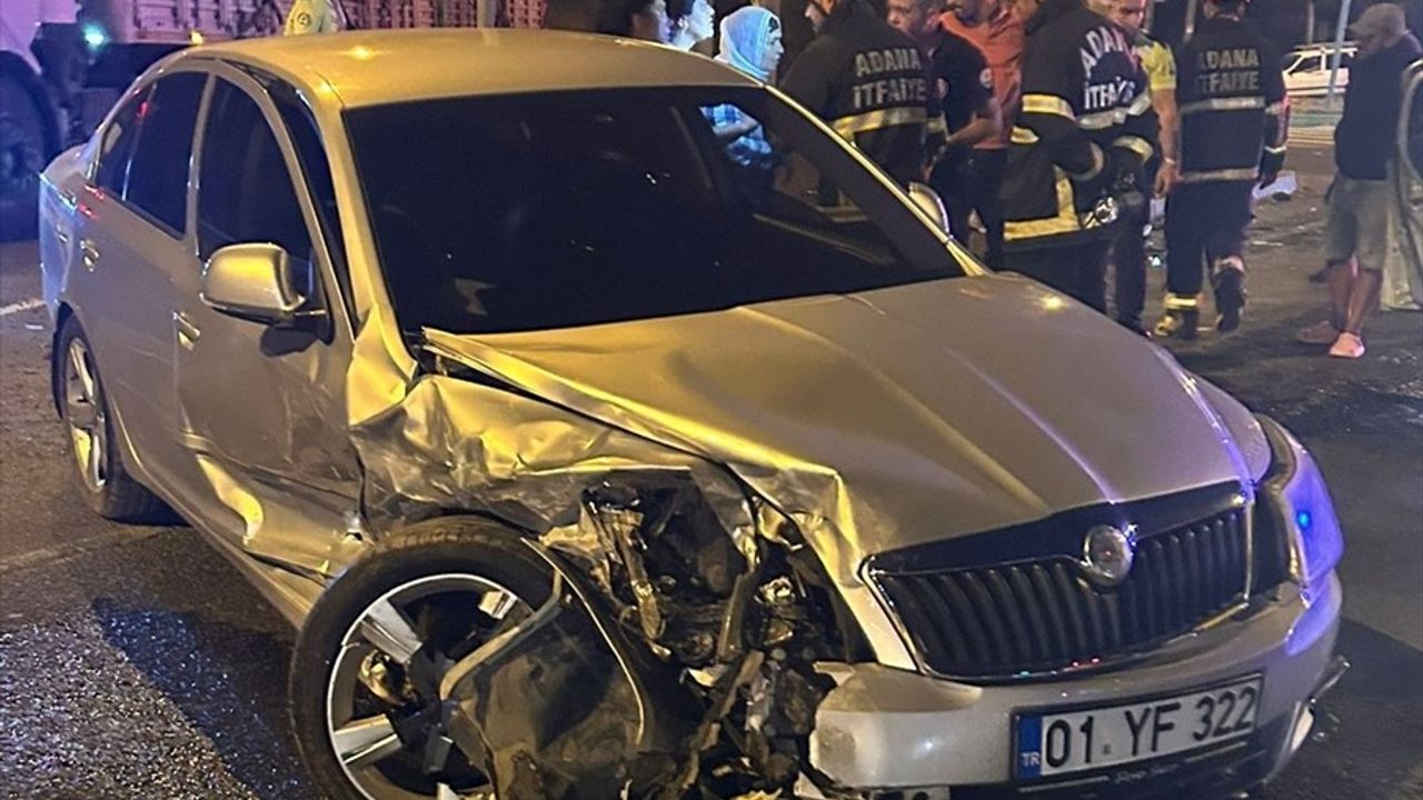 Adana'da Trafik Kazası: 5 Yaralı
