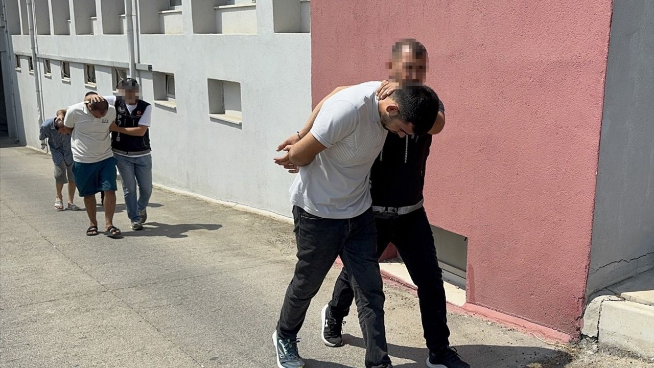 Adana'da uyuşturucu operasyonu: 7 gözaltından 6'sı tutuklandı