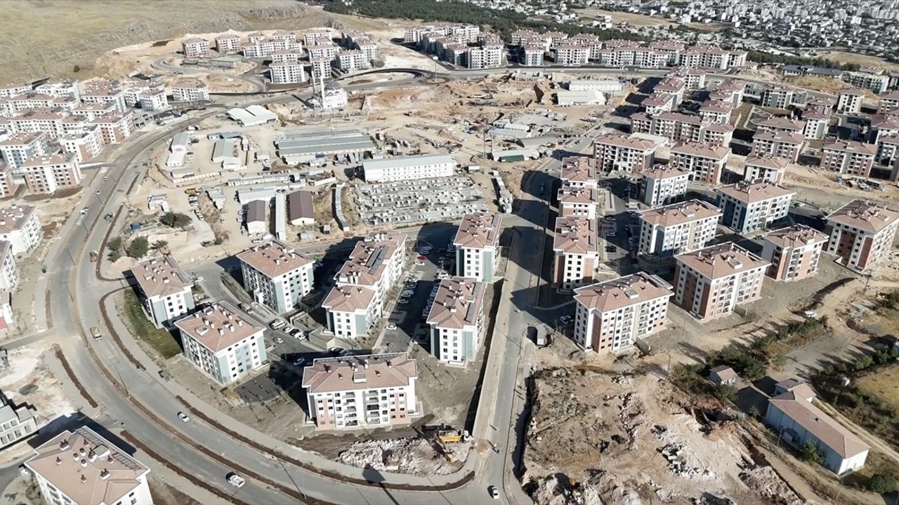 Adıyaman'da Yeni Yerleşimlerde Yapılan Okullardan İkisi 2025-2026 Eğitim Yılında Açılacak