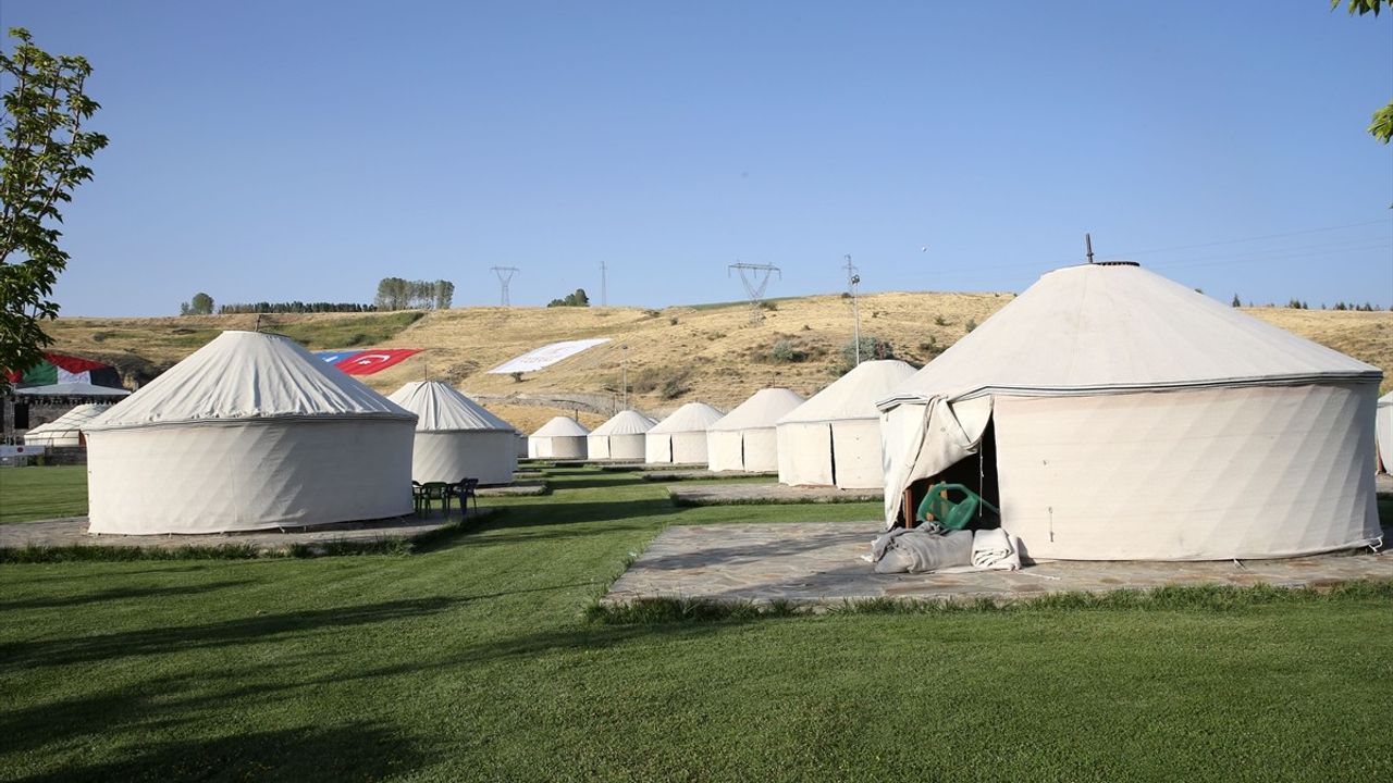 Ahlat'ta Malazgirt Zaferi'nin 954. yılı kutlamaları için hazırlıklar tamamlandı