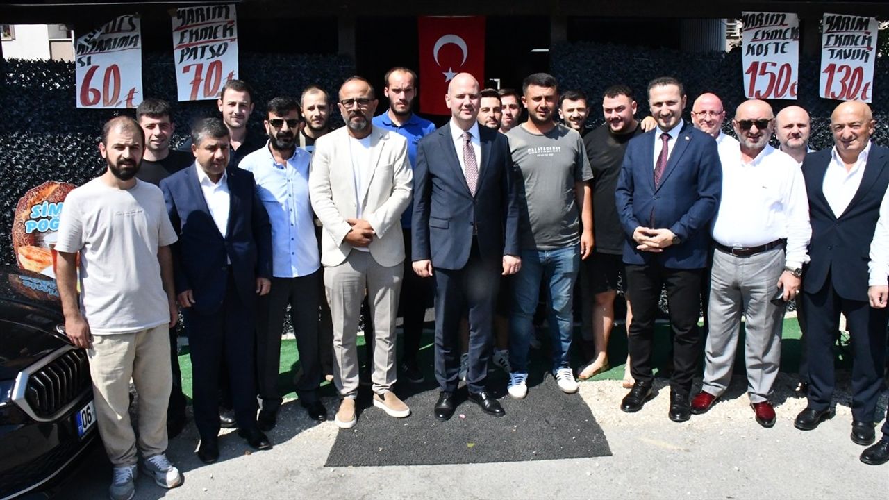 AK Parti Genel Başkan Yardımcısı Ömer İleri Düzce ziyaretini tamamladı