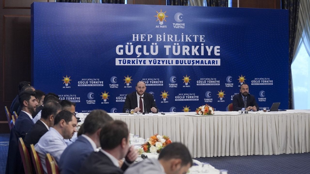 AK Parti 'Türkiye Yüzyılı' Buluşmalarına 8 Ağustos'ta Başlıyor