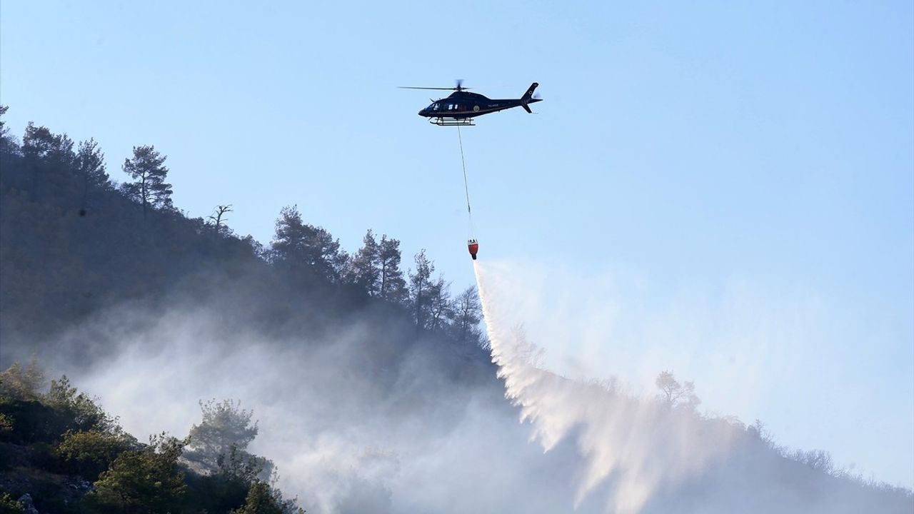 Alaşehir'deki Orman Yangını Kontrol Altına Alındı