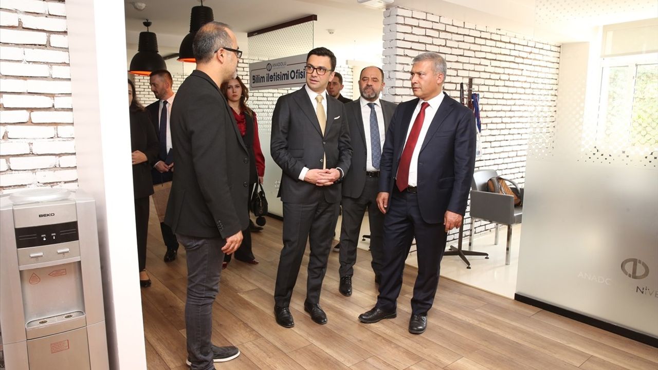 Anadolu Ajansı ve Anadolu Üniversitesi 'AnaHaber' İşbirliği Protokolü İmzalandı