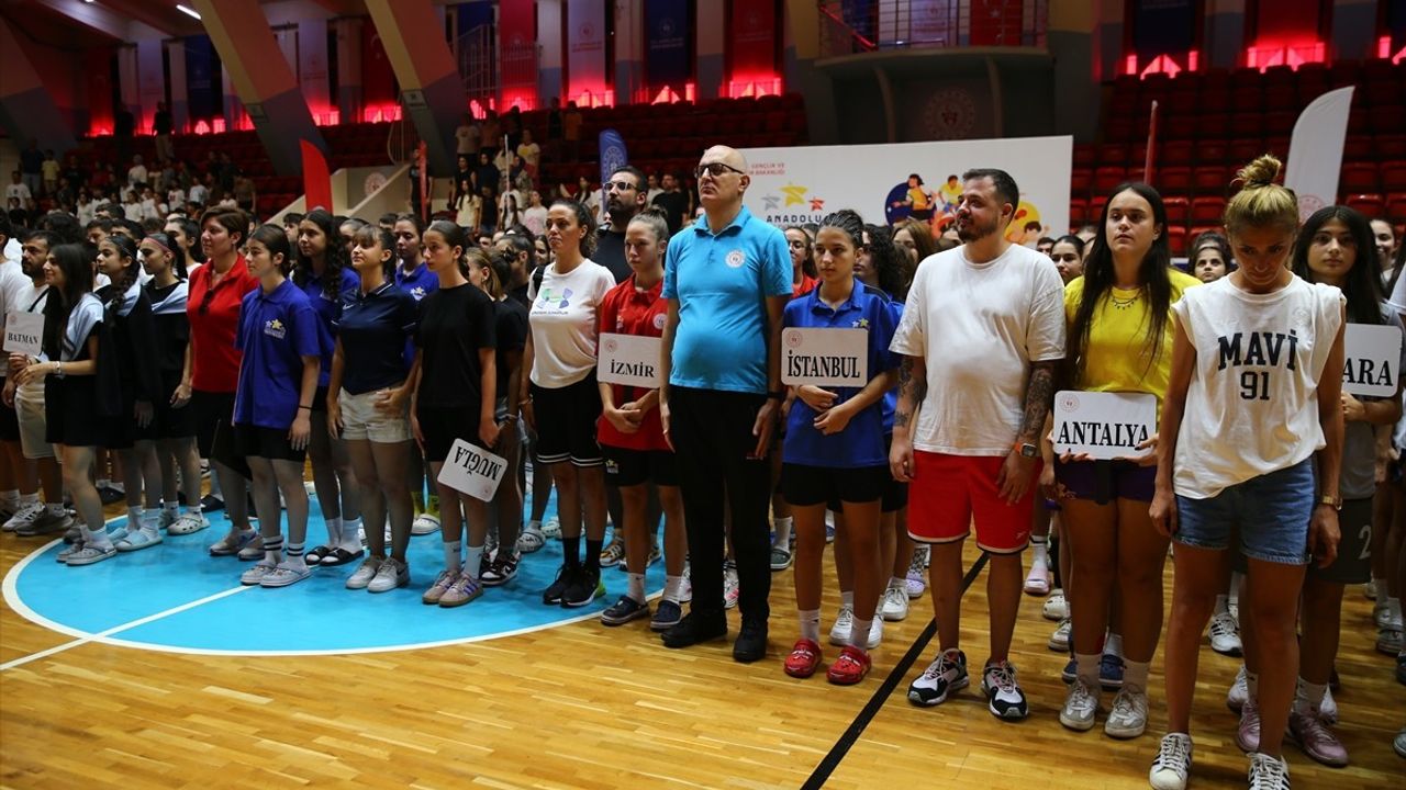 Anadolu Yıldızlar Ligi (ANALİG) Basketbol Türkiye Şampiyonası Adana'da başladı