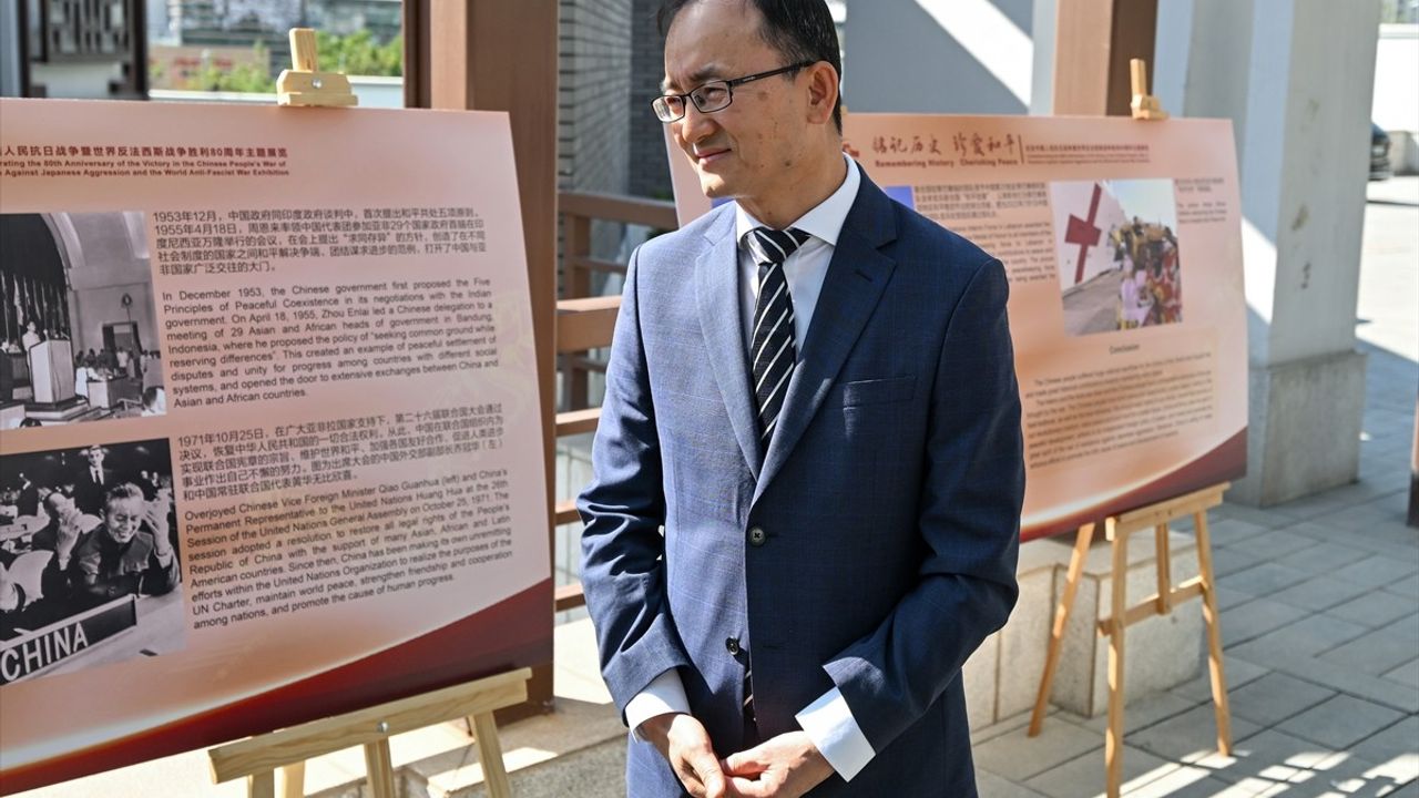 Ankara'da 'Tarihi Unutmayalım, Barışı Koruyalım' Yuvarlak Masa Toplantısı