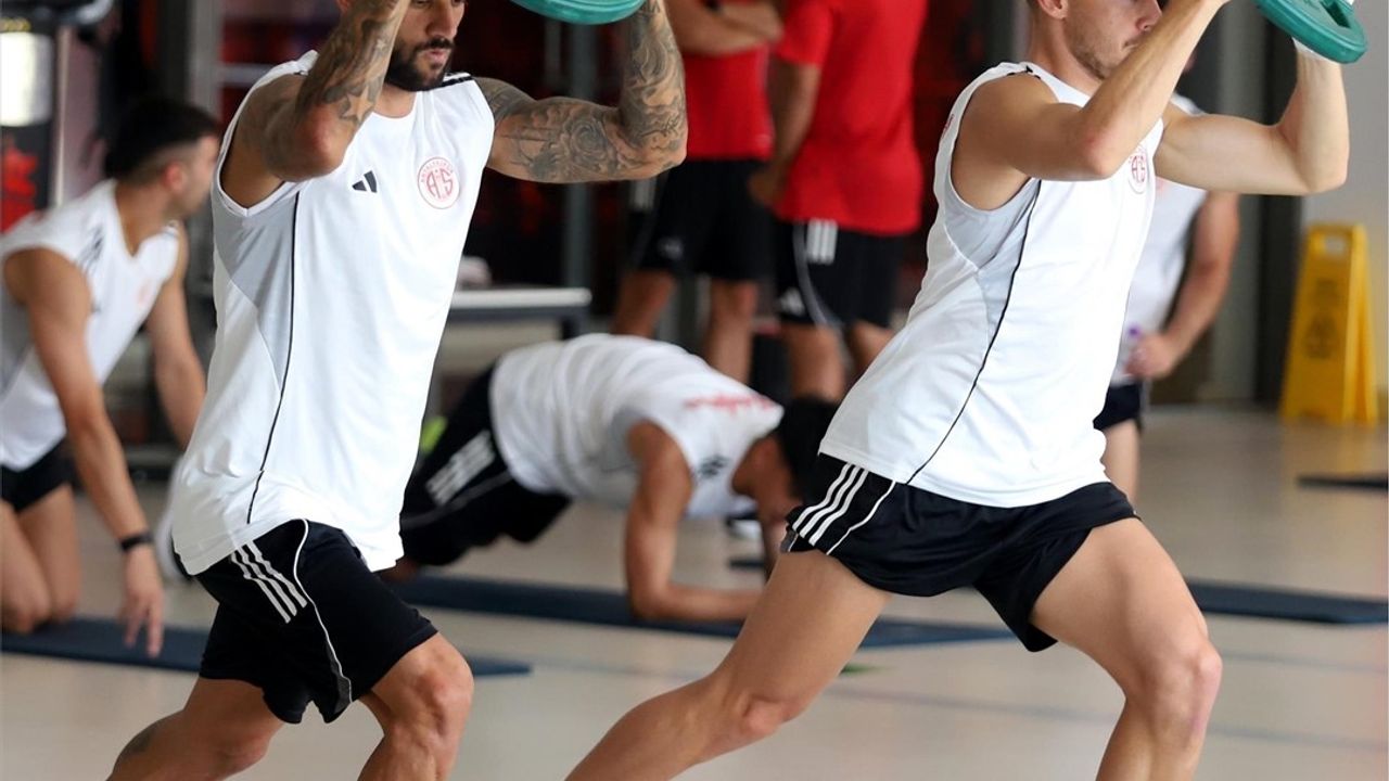 Antalyaspor, 17 Ağustos'taki Gençlerbirliği maçının hazırlıklarını sürdürdü