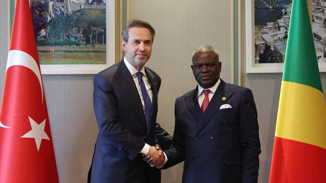 Bakan Alparslan Bayraktar, Kongo Başbakanı ile Enerji ve Maden Alanında İş Birliği Görüşmesi Yaptı