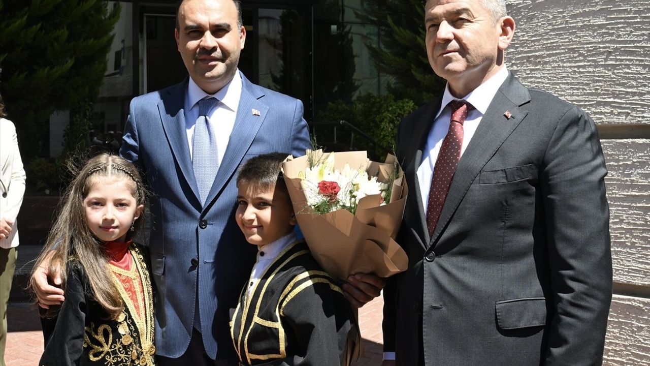 Bakan Kacır Artvin'de: Üretim ve Yerel Kalkınma Hamlesiyle Türkiye Yüzyılı Vurgusu