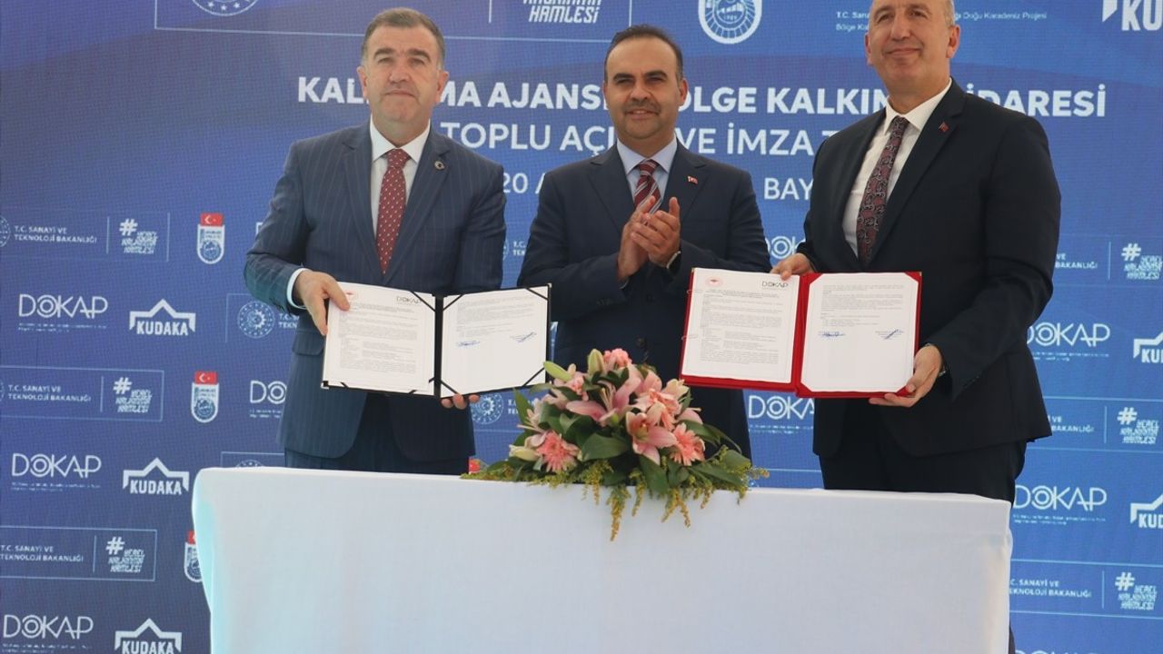 Bakan Kacır Bayburt’ta 134 milyon liralık projelerin açılışını yaptı; OSB, sanayi sitesi ve teşvik paketleri öne çıktı