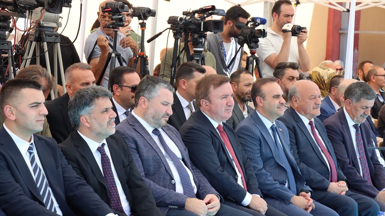 Bakan Kacır Erzincan'da OSB Temel Atma Töreninde Yatırım, İstihdam ve Destek Taahhütlerini Açıkladı