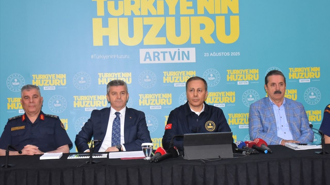 Bakan Yerlikaya: Artvin'de huzur, güvenlik ve trafik önlemlerinde yeni dönem